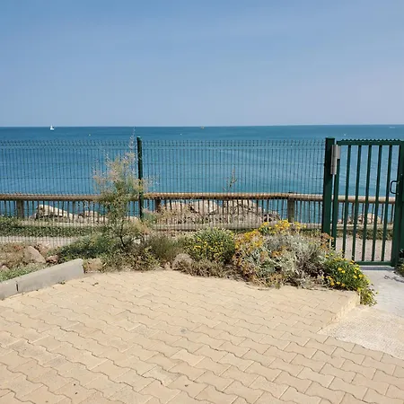 Studio Cabine Renove Criques De La Corniche
