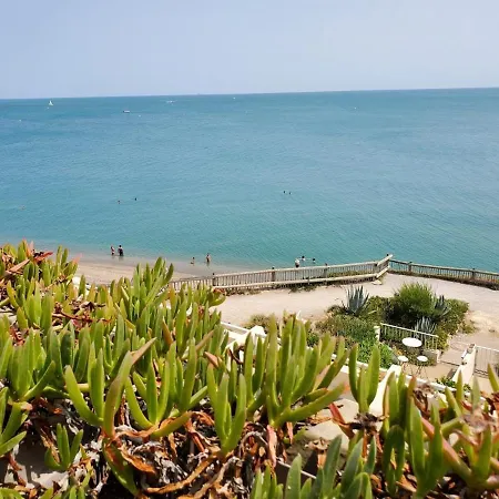 Апартаменты Studio Cabine Renove Criques De La Corniche